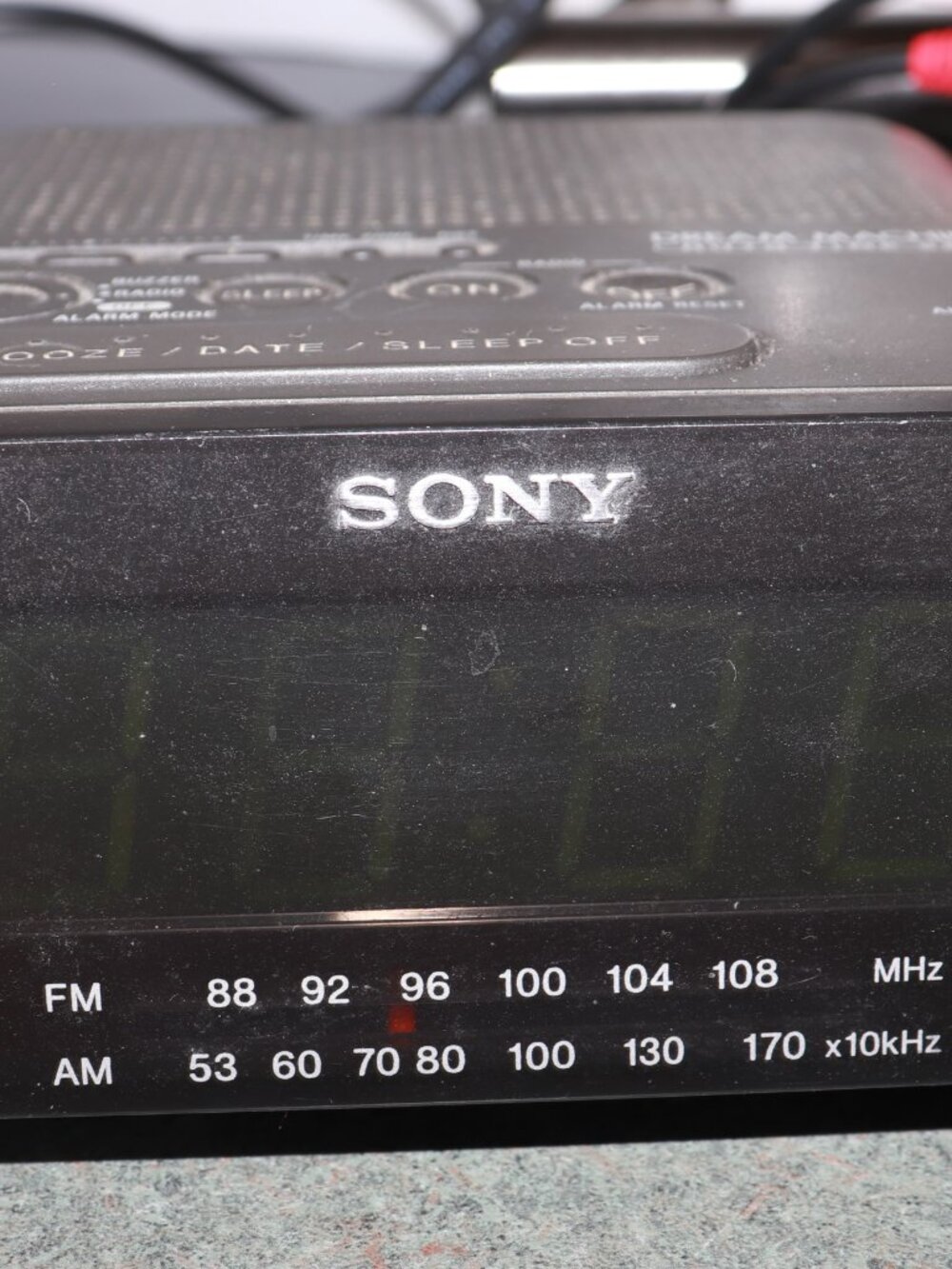 Sony Dream Machine Model ICF-C218 AM/FM Dual Alarm Clock Radio Tested & Works